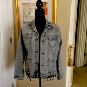 CHARMING gray denim jacket! Literally!!
